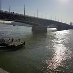 Tinodi Utca 1-3