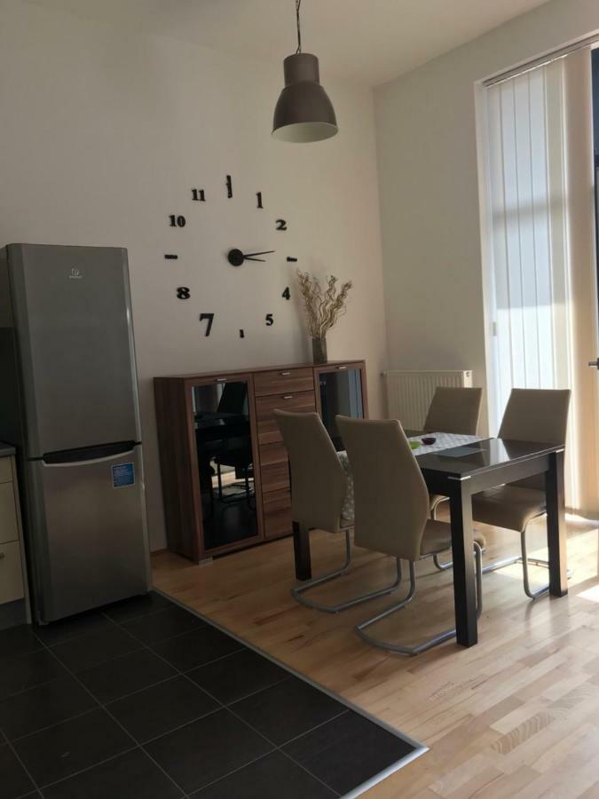 Apartment Tinodi Utca 1-3 *