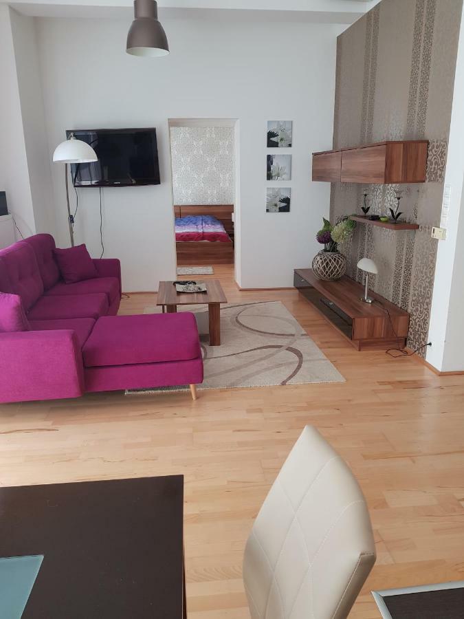 Tinodi Utca 1-3 Apartment