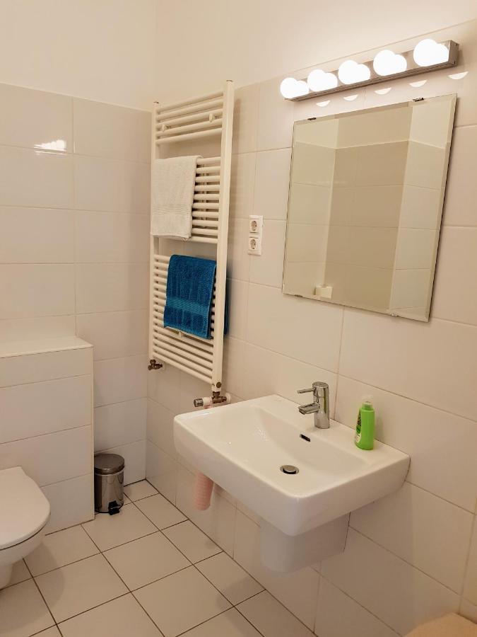Tinodi Utca 1-3 Apartment